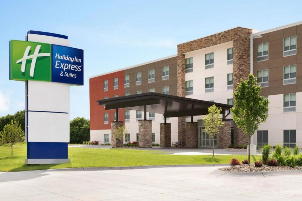 Holiday Inn Express & Suites Ridgecrest - China Lake By Ihg Eksteriør billede