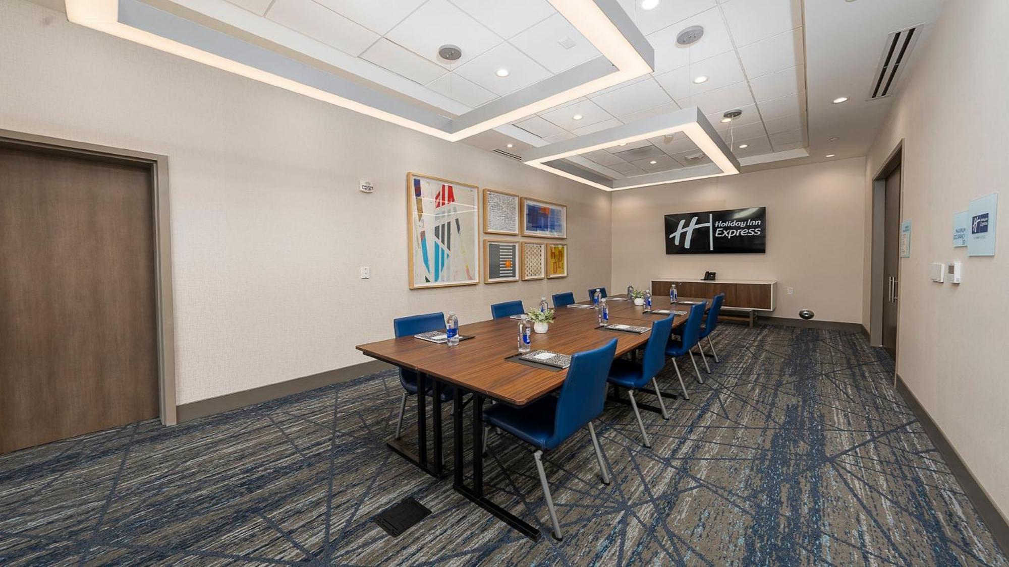 Holiday Inn Express & Suites Ridgecrest - China Lake By Ihg Eksteriør billede